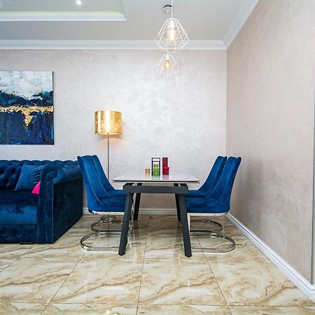 Appartement Luxury For Business & Pleasure Royal 3 à Kiev Extérieur photo