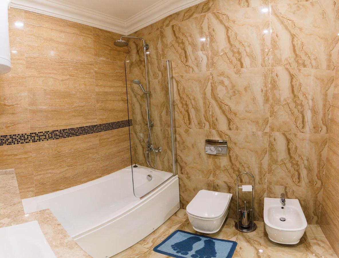 Appartement Luxury For Business & Pleasure Royal 3 à Kiev Extérieur photo